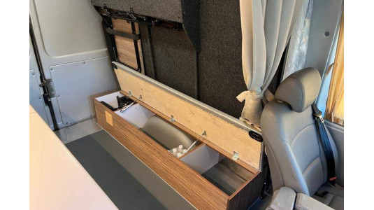 Мерседес Спринтер Классик автодом на 5-х путешественников и 2 спальных места-18