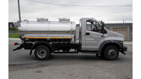 Автоцистерна для перевозки пищевых жидкостей ГАЗон NEXT-4