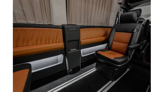 Переоборудование Ford Transit - микроавтобус "Бизнес-купе" Форд Транзит-9