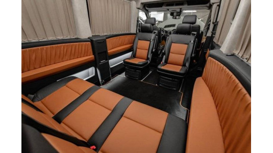 Переоборудование Ford Transit - микроавтобус "Бизнес-купе" Форд Транзит-15