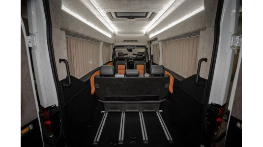 Переоборудование Ford Transit - микроавтобус "Бизнес-купе" Форд Транзит-17
