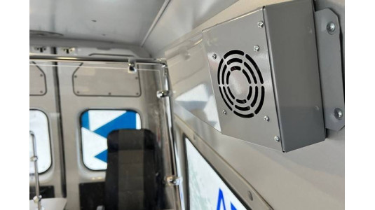 Автомобиль Газель Некст в качестве мобильного офиса-10