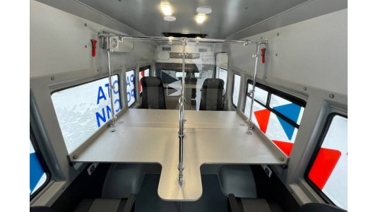 Автомобиль Газель Некст в качестве мобильного офиса-6