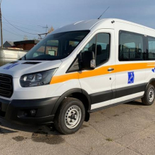 Ford Transit - Микроавтобус для перевозки инвалидов с гидроподъемником