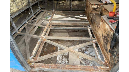 IVEKO VSN-700 Переоборудование туристического автобуса-3