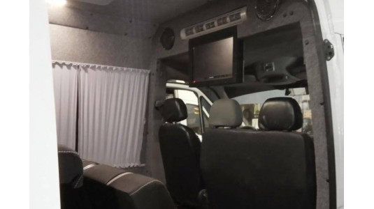 Грузопассажирский микроавтобус Mercedes Sprinter (Мерседес Спринтер)-4