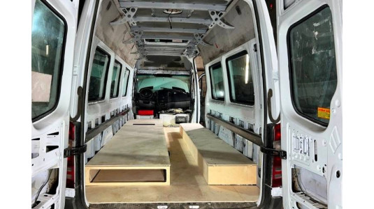 Междугородний автобус Mercedes Sprinter (Мерседес Спринтер)-18