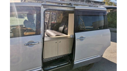 Переоборудование Митсубиси Делика в кемпер-3