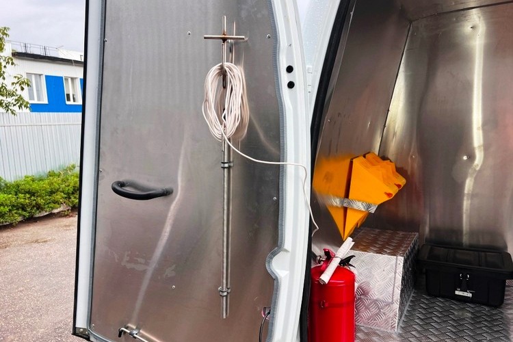 Соболь 27527 для перевозки взрывчатых веществ, опасных грузов EXII класс опасности 1-23