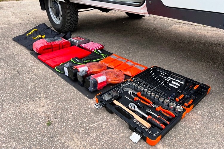 Соболь 27527 для перевозки взрывчатых веществ, опасных грузов EXII класс опасности 1-30