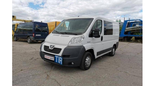 Peugeot Boxer - грузопассажирский микроавтобус Пежо Боксер-2
