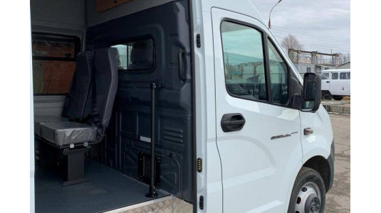 Переоборудование ГАЗель Некст в ремонтную мастерскую-4