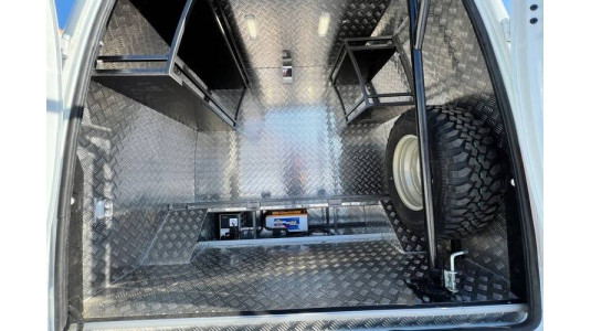 Переоборудование Соболь 4х4 в авторемонтную мастерскую-8