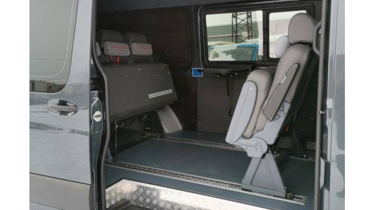 Установка салона "Ривьера" на микроавтобус Mercedes Sprinter (Мерседес Спринтер)-6