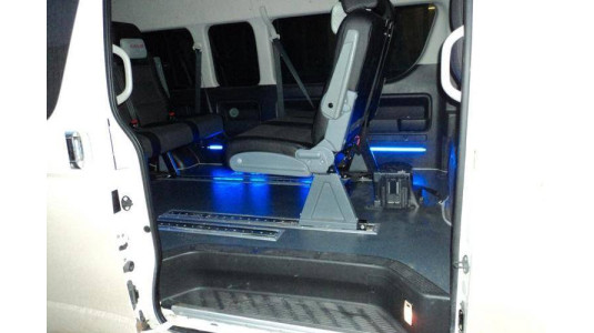 Установка салона "Ривьера" на микроавтобус Toyota Hiace - Тойота Хайс-2