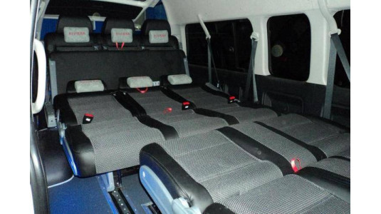 Установка салона "Ривьера" на микроавтобус Toyota Hiace - Тойота Хайс-6