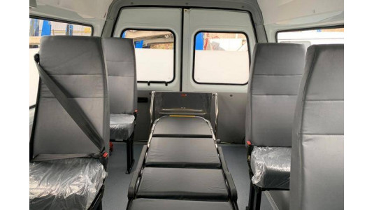 Санитарный транспорт для перевозки больных-8