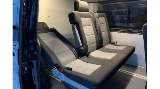 Установка диванов Тандем в микроавтобус Volkswagen - Фольксваген-9