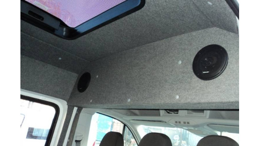 Грузопассажирский микроавтобус Volkswagen Crafter (Фольксваген Крафтер)-1