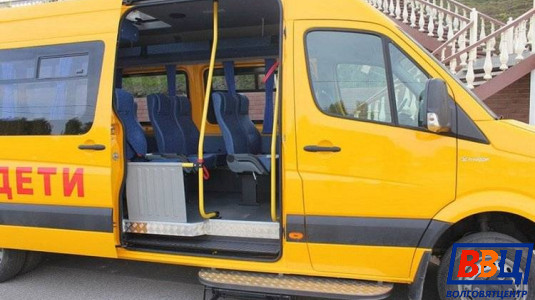 Школьный автобус Volkswagen Crafter (Фольксваген Крафтер)-1