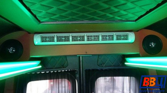 Туристический автобус Volkswagen Crafter (Фольксваген Крафтер)-8