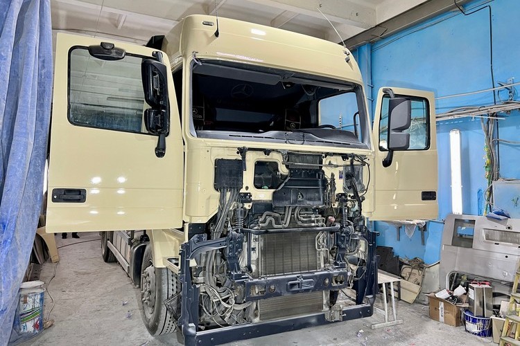 Полная перекраска кабины MERCEDES-BENZ в Нижнем Новгороде